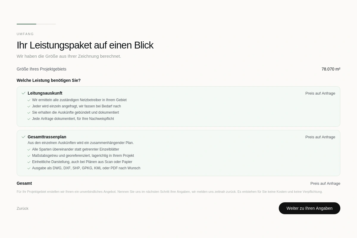 Screenshot einer Projektübersichtsseite auf Deutsch, auf der verfügbare Servicepakete, die Projektgröße in Quadratmetern sowie Optionen zur Anforderung eines Angebots oder zur Angabe weiterer Informationen angezeigt werden, einschließlich Funktionen im Zusammenhang mit der Leitungsauskunft.